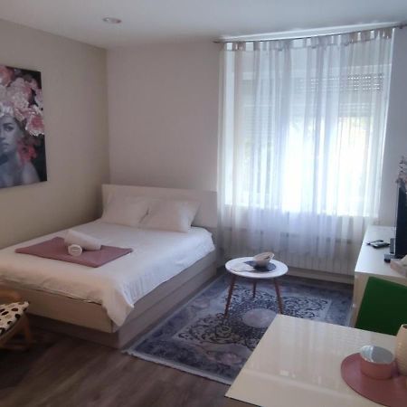 Cibona Appartement Zagreb Buitenkant foto
