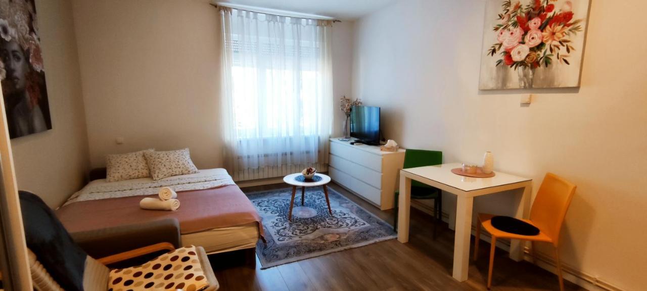 Cibona Appartement Zagreb Buitenkant foto